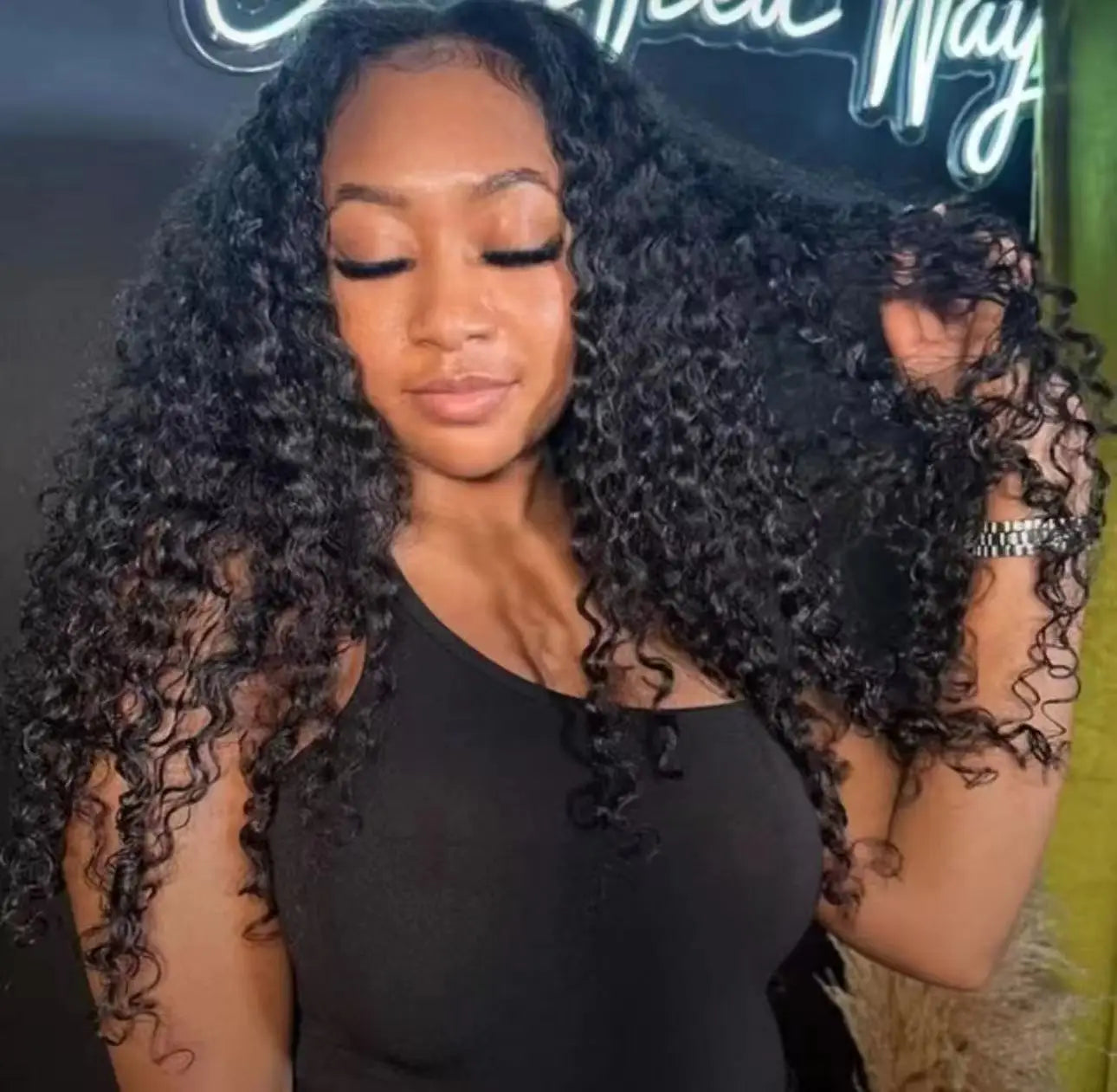 Wholesale Burmese Curly 100% Human Hair Bundles Raw Indian Cuticle Aligned Hair Curly Bundle Raw Hair Bundles for Black Women